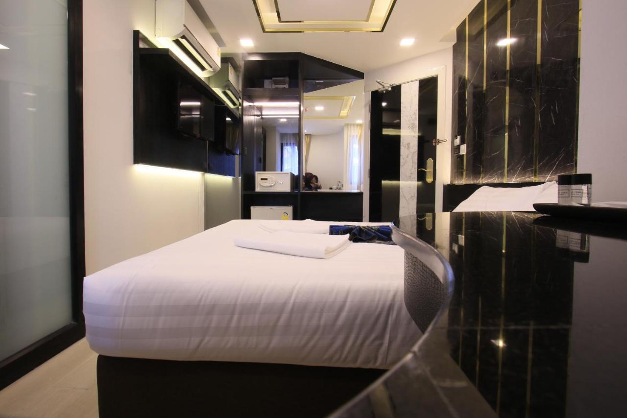 Pratunam Atrium Hotel Bangkok Esterno foto
