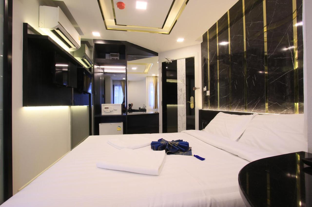 Pratunam Atrium Hotel Bangkok Esterno foto