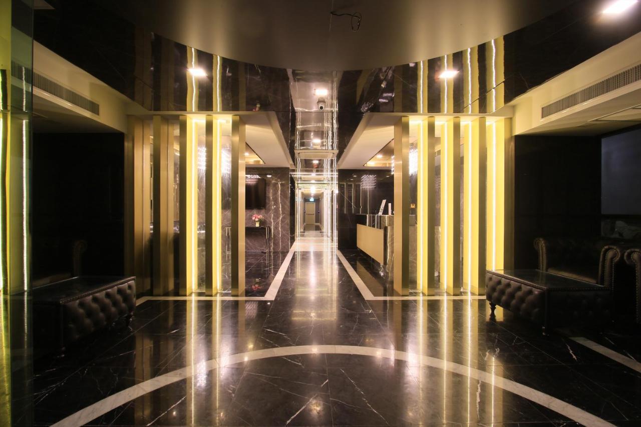 Pratunam Atrium Hotel Bangkok Esterno foto