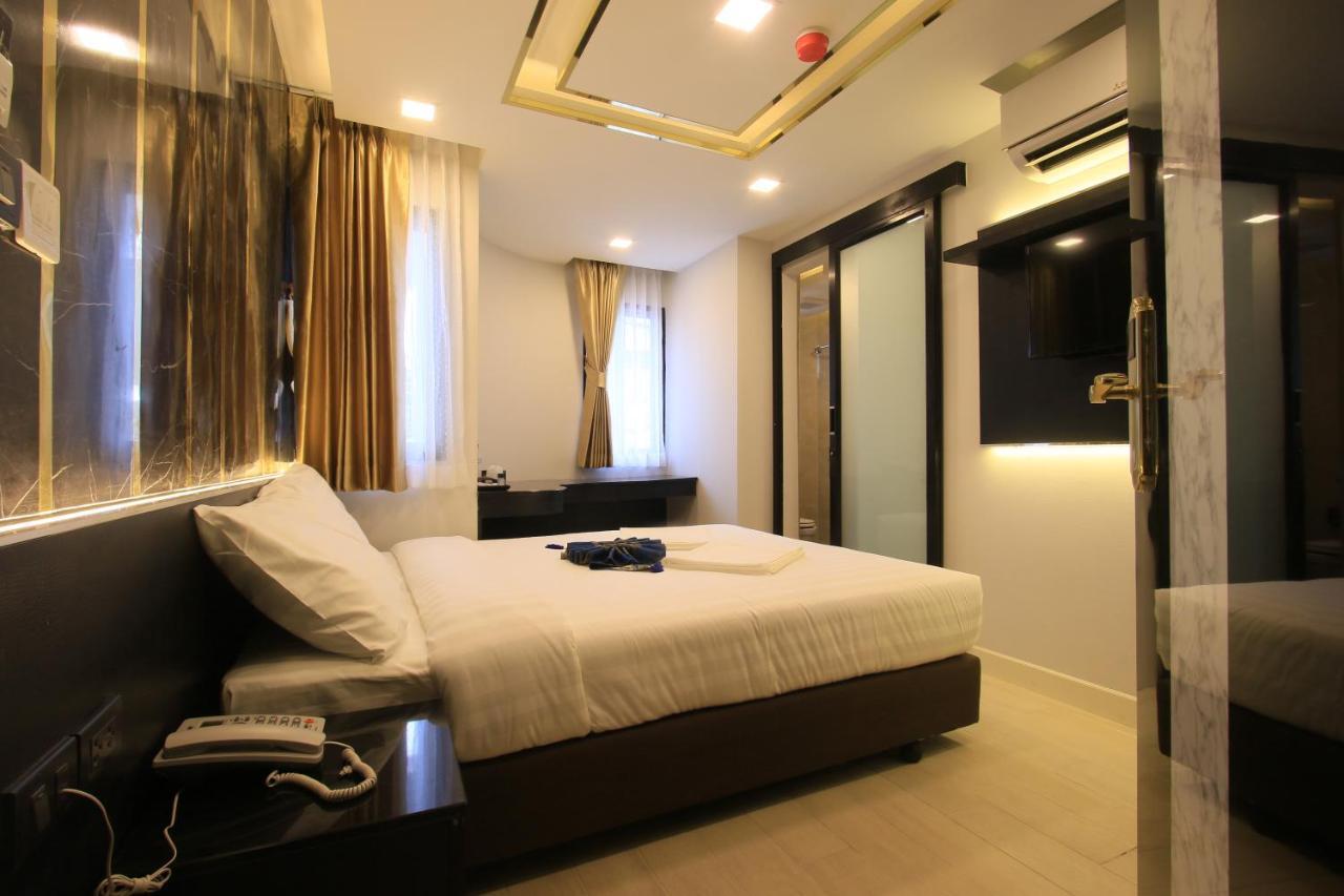 Pratunam Atrium Hotel Bangkok Esterno foto