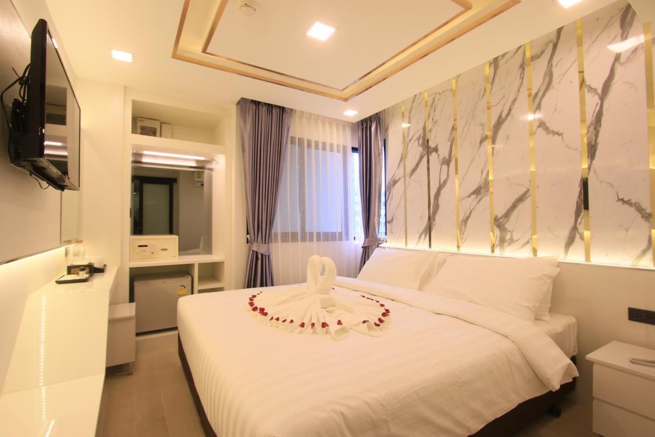 Pratunam Atrium Hotel Bangkok Esterno foto